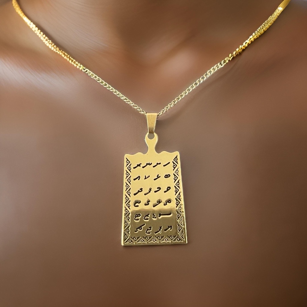 Filaa Gold Plated Pendant on Gold Plated Chain